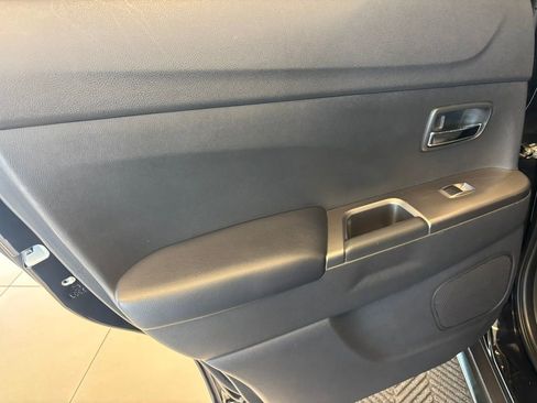 Used 2024 Mitsubishi Outlander Sport SE image 26