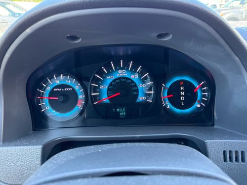 Used 2011 Ford Fusion SEL FWD image 10