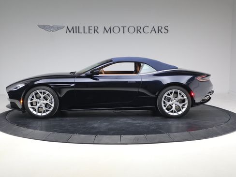 Used 2019 Aston Martin DB11 Volante RWD image 15