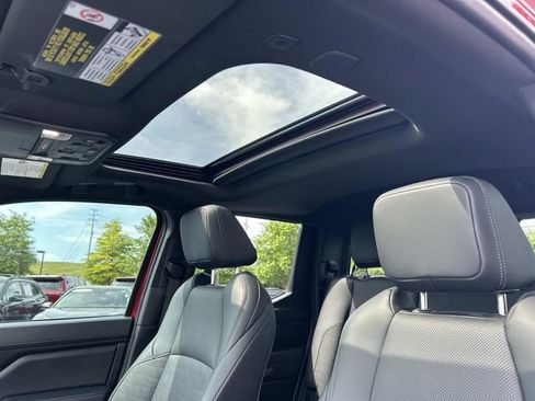 Used 2024 Toyota Tacoma TRD Off-Road image 21