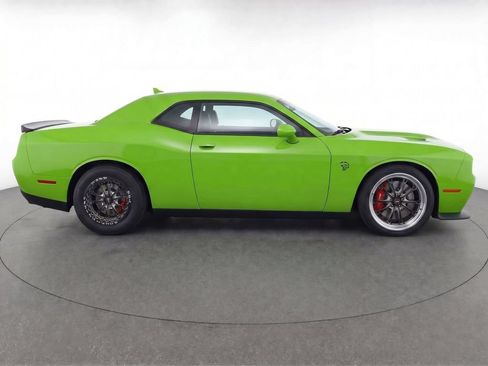 Used 2023 Dodge Challenger SRT Hellcat RWD image 4