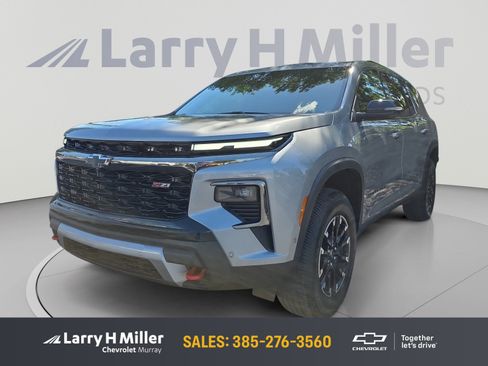 Used 2024 Chevrolet Traverse Z71 w/ Enhanced Driving Package AWD/4WD image 1