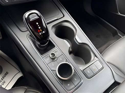 Used 2023 Cadillac XT4 Sport image 15