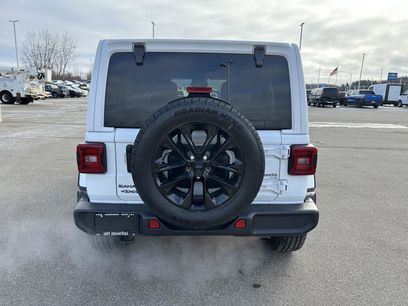 Used 2025 Jeep Wrangler Sahara