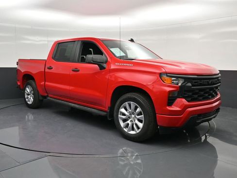 Used 2022 Chevrolet Silverado 1500 Custom image 5