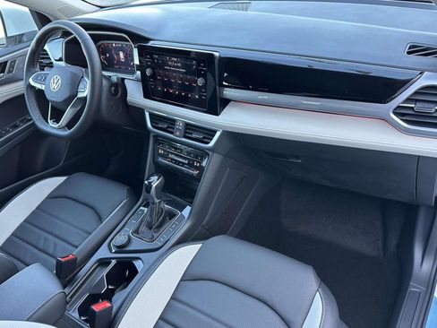 New 2026 Volkswagen Taos SEL image 12