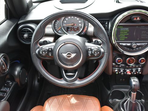 Used 2018 MINI Cooper S FWD image 14