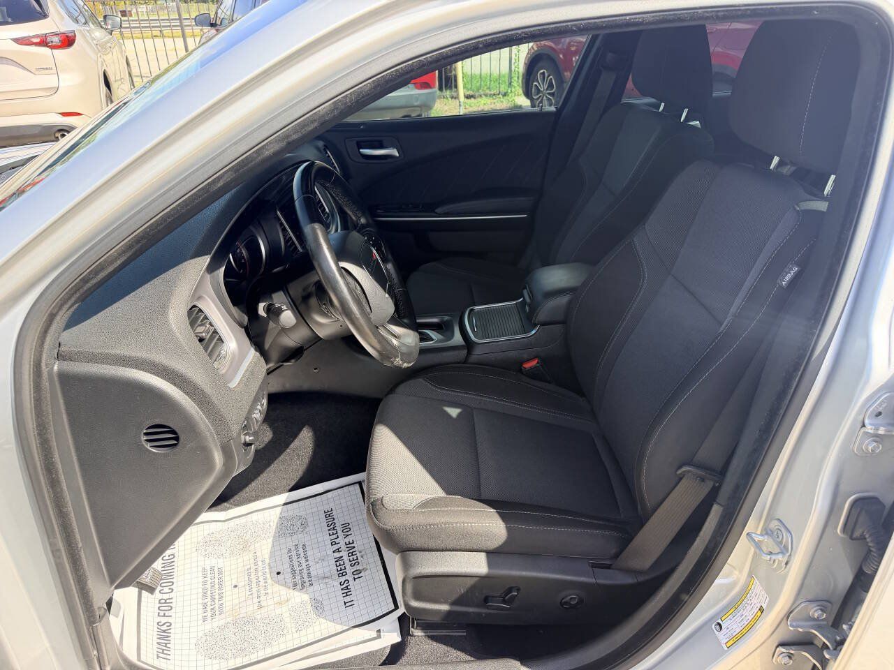 Used 2020 Dodge Charger SXT RWD image 9