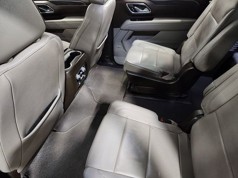 Used 2023 GMC Yukon XL SLT image 51