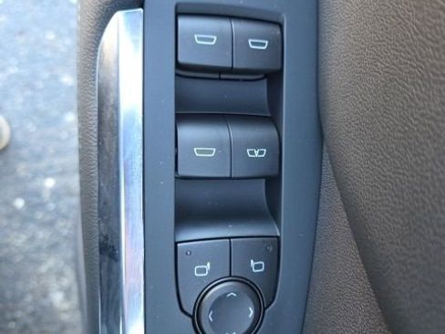 New 2026 Chevrolet Traverse LT w/ Midnight/Sport Edition image 43