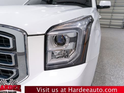 Used 2018 GMC Yukon SLT image 8