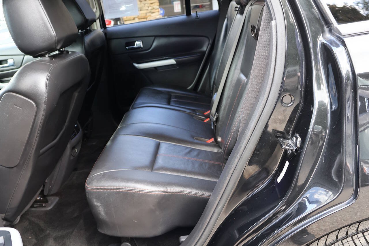 Used 2014 Ford Edge SEL w/ Equipment Group 205A FWD image 17