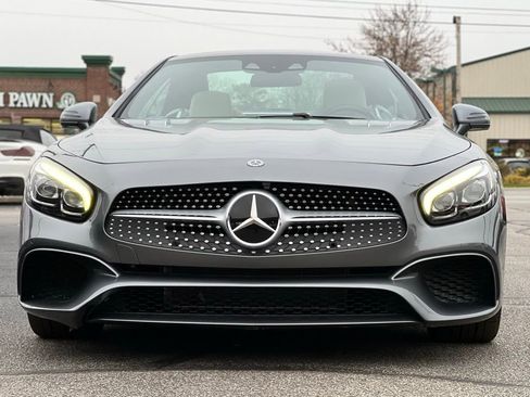 Used 2018 Mercedes-Benz SL 550 image 12