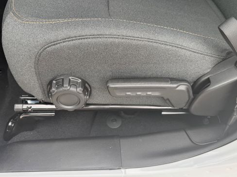 New 2026 Jeep Gladiator Sport AWD/4WD image 15