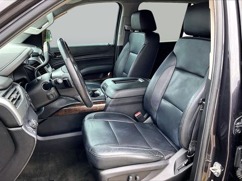 Used 2018 Chevrolet Tahoe LT w/ Texas Edition Package RWD image 8