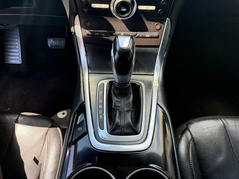 Used 2016 Ford Edge Titanium w/ Technology Package image 21