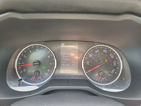 Used 2021 Toyota RAV4 XLE FWD image 24