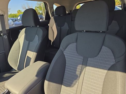 New 2026 Kia Sorento LX image 22