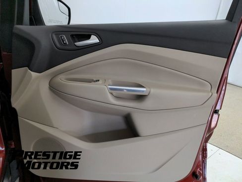 Used 2014 Ford Escape Titanium image 31