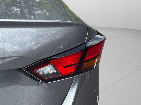 Certified 2024 Nissan Altima 2.5 S FWD image 43