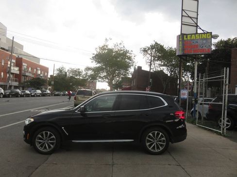 Used 2019 BMW X3 xDrive30i w/ Premium Package AWD/4WD image 7