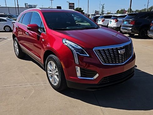 Used 2023 Cadillac XT5 Luxury image 3