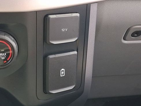 Used 2023 Ford F150 XLT AWD/4WD image 26