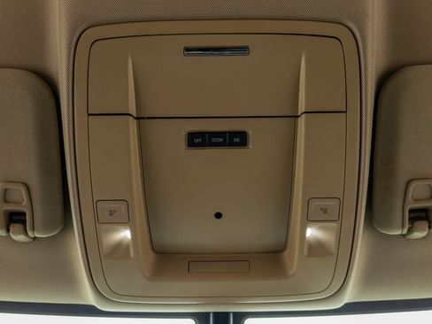 Used 2016 Chevrolet Silverado 2500 LT w/ LT Convenience Package AWD/4WD image 27