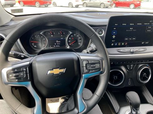 Used 2023 Chevrolet Blazer LT image 18