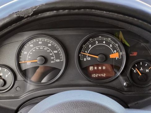 Used 2015 Jeep Compass Sport w/ Power Value Group image 16