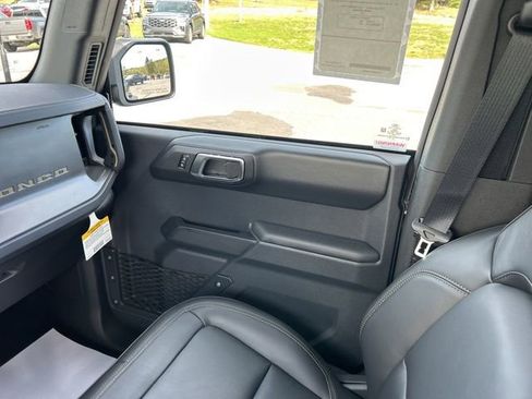 New 2025 Ford Bronco Badlands w/ Sasquatch Package image 31