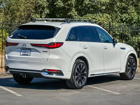 Used 2024 MAZDA CX-90 3.3 Turbo S w/ Premium Plus AWD/4WD image 3