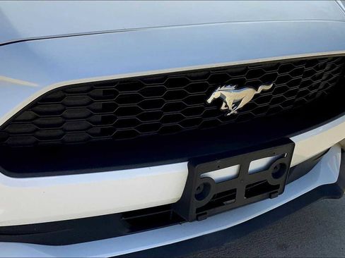 Used 2022 Ford Mustang Premium image 59