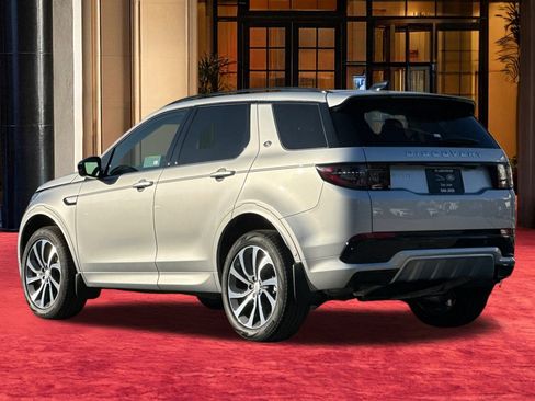 New 2025 Land Rover Discovery Sport S image 4