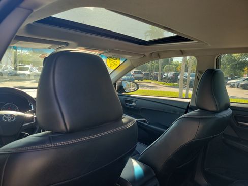 Used 2015 Toyota Camry XLE FWD image 15