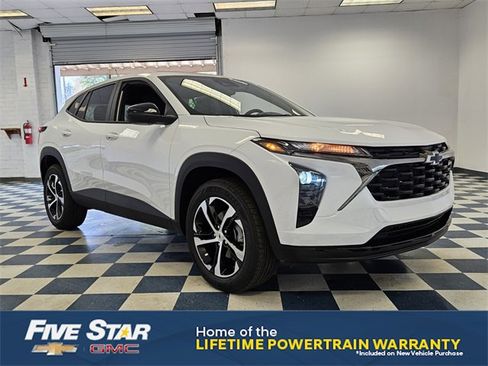 New 2026 Chevrolet Trax RS w/ Sunroof Package image 1