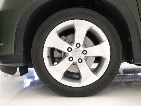 Used 2016 Honda HR-V EX image 8