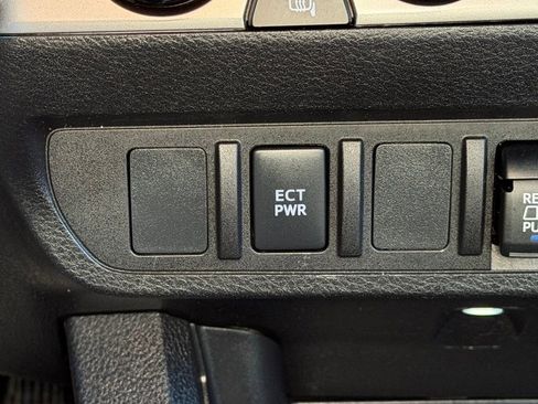 Used 2023 Toyota Tacoma SR5 AWD/4WD image 16
