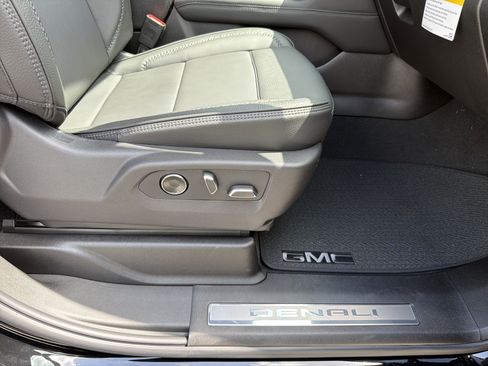 New 2026 GMC Yukon XL Denali w/ Sun & Power Step Package RWD image 16