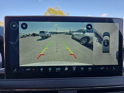 Used 2025 Lincoln Corsair AWD w/ Equipment Group 101A image 21