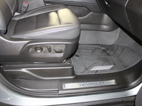 Used 2023 Chevrolet Tahoe LT w/ Luxury Package image 11