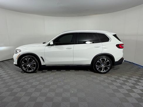 Used 2023 BMW X5 sDrive40i w/ Parking Assistance Package image 2