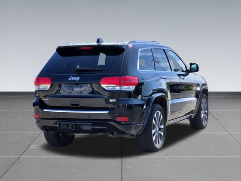 Used 2017 Jeep Grand Cherokee Overland AWD/4WD image 6