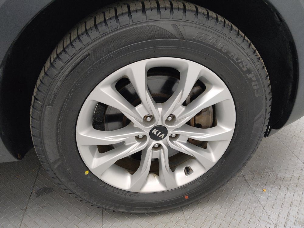 Used 2020 Kia Telluride LX AWD/4WD image 31