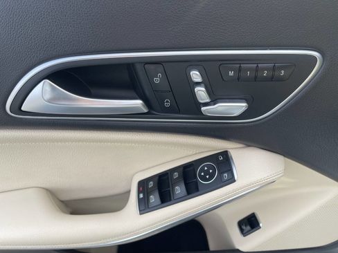 Used 2019 Mercedes-Benz CLA 250 4MATIC image 27