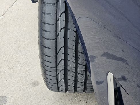 Used 2022 BMW 740i w/ Premium Package image 11