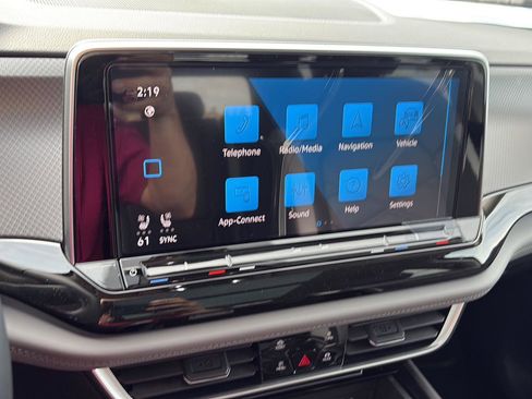 New 2026 Volkswagen Atlas Peak Edition image 11