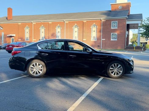 Used 2015 INFINITI Q50 Premium w/ Navigation Package RWD image 7