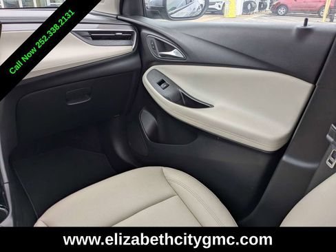 Used 2024 Buick Encore GX Sport Touring image 18