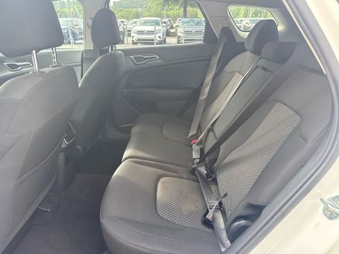 Used 2023 Kia Sportage LX FWD image 26